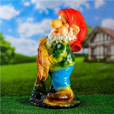 Садовая фигура из гипса «Гном с табличкой», 26×26×48 см, МИКС