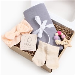 Подарочный набор «Крошка Я» My favorite little bunny, пелёнка 100×130 см и аксессуары