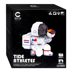 Конструктор "Космонавт с букетом" (1088 дет.) в коробке