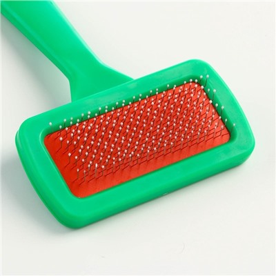 Пуходёрка «Симпл» с каплями, с пластиковой ручкой 9.2×13.2 см, зелёная