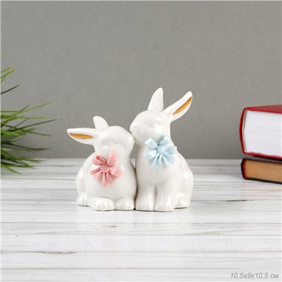 Фигурка Кролики с бантиком 10 см / 19179 /уп 36/