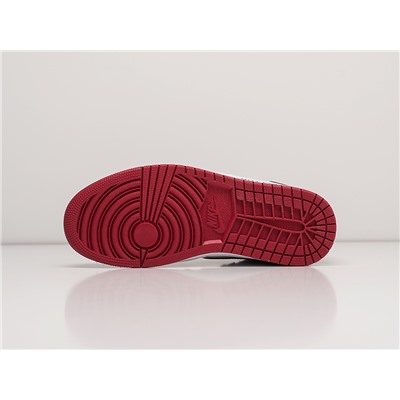 Кроссовки Nike Air Jordan 1 Mid