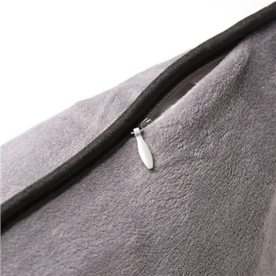 Наволочка декоративная «Этель. Кант», 45×45, велюр, серая