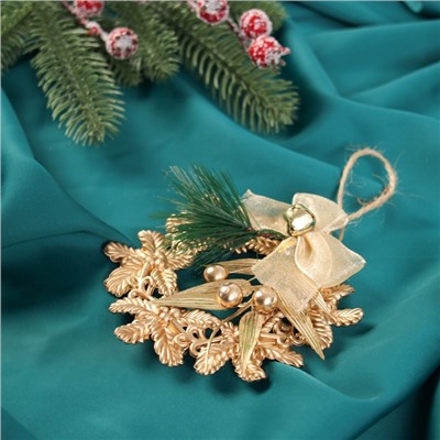 Ёлочная игрушка «Венок с веточкой» 11×11 см, золото