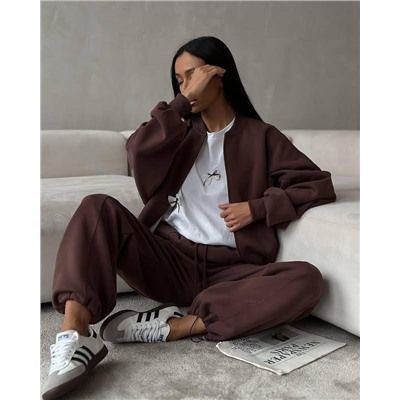 Спортивный костюм #23002218