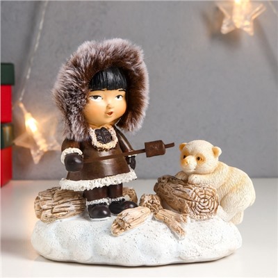 Фигурка светящаяся «Малыш и белый медвежонок - посиделки у костра», 12.5×8×13.5 см