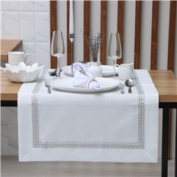 Дорожка на стол Этель со стразами, 50×100 ±5 см, белая, п/э