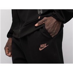 Спортивный костюм Nike