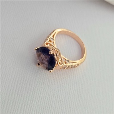 Кольцо 19 р ювелирная бижутерия коллекция "Дубай", покрытие позолота, вставка: фианиты и цирконы, цвет: аметистовый и прозрачный, арт.414.132-19