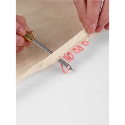 Иглы для вышивания, для ковровой техники, 3 шт., с держателем, d=2.5/3.5/5 мм, цвет красный