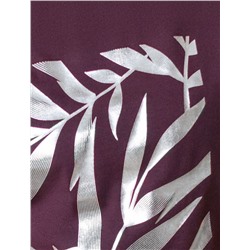 Нарядная футболка с серебристым принтом