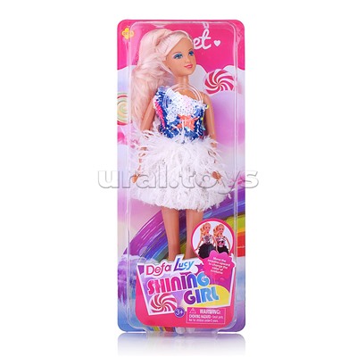 Кукла в модном стиле