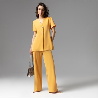 Брючный костюм с разрезами, На шаг впереди моды (яркий)