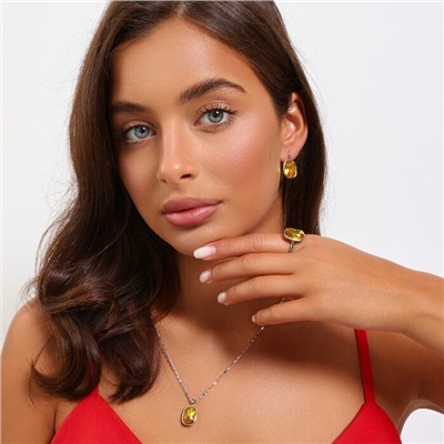 Комплект ювелирной бижутерии серьги, кулон и кольцо 17 р, покрытие посеребрение, вставка: искусственный кристалл, цвет: желтый, арт.314.867-17