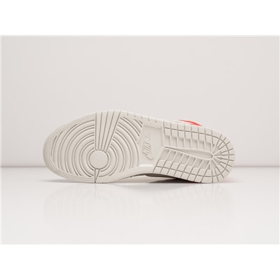 Кроссовки Nike Air Jordan 1 Mid