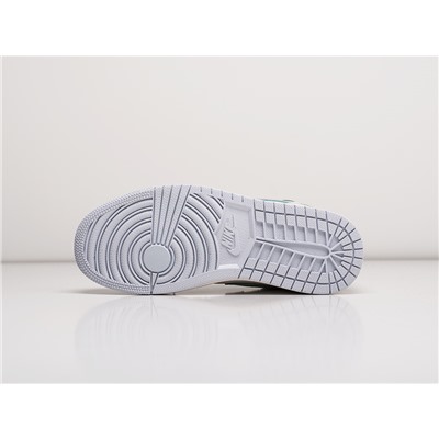 Кроссовки Nike Air Jordan 1 Mid