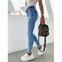 Джинсы #23117624