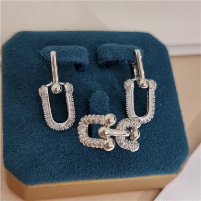 Комплект ювелирной бижутерии коллекция "Дубай", серьги и кольцо 17 р, покрытие посеребрение, вставка: цирконы, цвет: прозрачный, арт.217.517-17