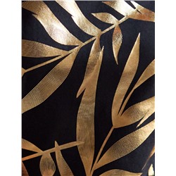 Нарядная футболка с золотистым принтом