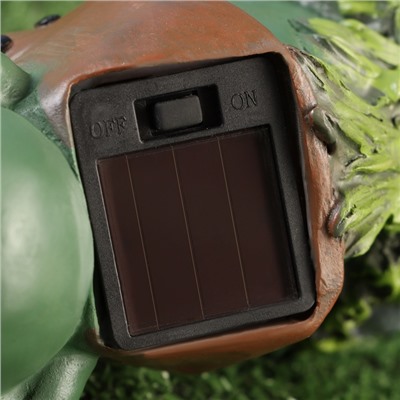 Садовый фонарь из полистоуна «Лягушонок с биноклем», 15×8×7 см