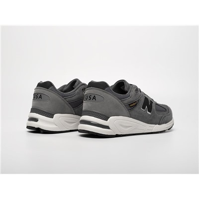 Кроссовки New Balance 990 v2