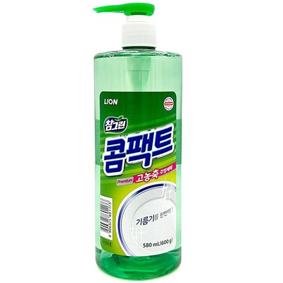 LION CHARM Green Средство для мытья посуды, овощей и фруктов (Зеленый чай) 580 г