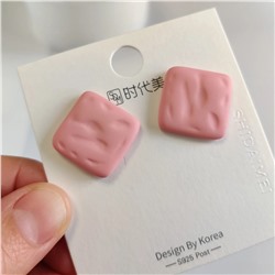 Серьги гвоздики