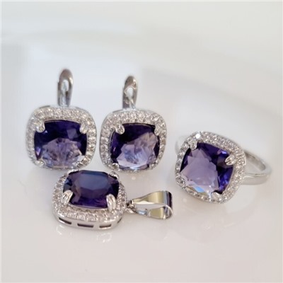 Комплект ювелирная бижутерия серьги, кулон и кольцо 18 р, покрытие: посеребрение, вставка: фианит, цвет: фиолетовый и прозрачный, арт.313.106-18