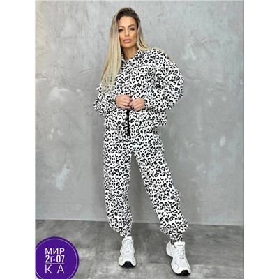 Спортивный костюм #22966783