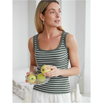 Топ из трикотажа в широкий рубчик