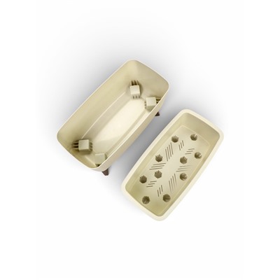 Кашпо для цветов «Флориан», 4.2 л, 39×20×24.5 см, пластиковое, на ножках, белое