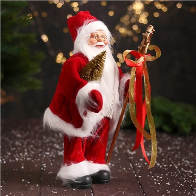 Дед Мороз под ёлку «Зимнее волшебство. В кафтане с мехом и узорным посохом», 30 см, бело-красный