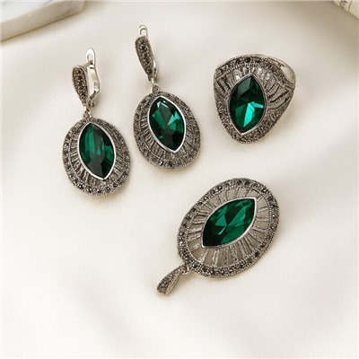 Комплект ювелирной бижутерии коллекция "Дубай" серьги, кулон и кольцо 18 р, покрытие посеребрение, вставка: стекло и марказиты, цвет: изумрудный и графитовый, арт.414.165-18