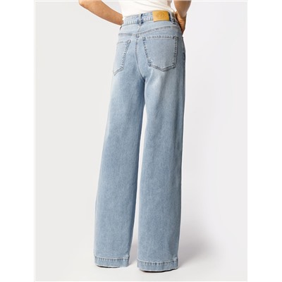 Джинсы трубы рваные из эластичного денима средней плотности