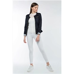 08-1022 Ветровка женская