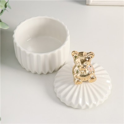 Шкатулка для украшений «Золотой медвежонок», керамика, белый рельеф, 11.5×8.2×8.2 см