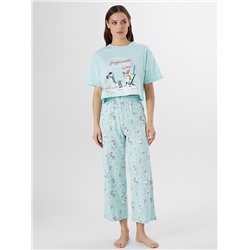 КОМПЛЕКТ ЖЕНСКИЙ (ФУТБОЛКА, БРИДЖИ) 592444