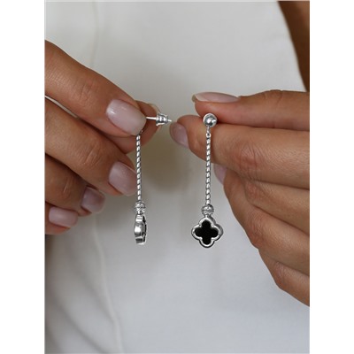 Серьги-пусеты длинные в форме клевер из серебра с камнем оникс коллекция Clover time 925 пробы 421-10-356р