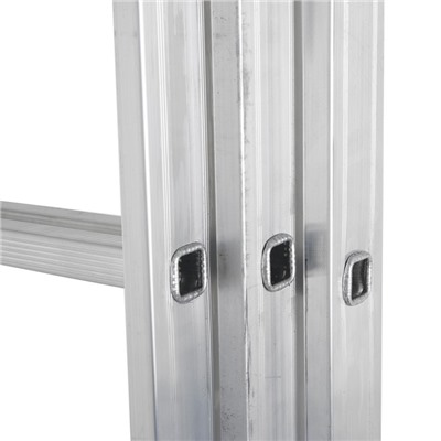 Лестница ТУНДРА, трехсекционная, алюминиевая, 11 ступеней