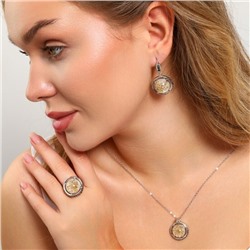 Крупный комплект ювелирной бижутерии серьги, кулон и кольцо 18 р, покрытие: посеребрение, вставка: фианиты, искусственный камень, сухоцветы, цвет: графитовый и бежевый, арт.213.879-18