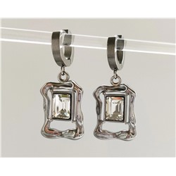 Серьги из стали