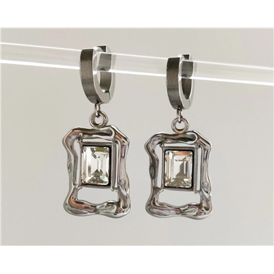 Серьги из стали