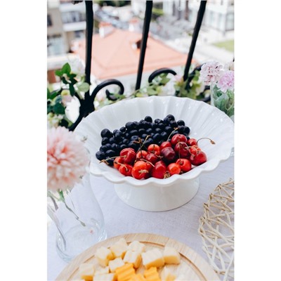 Подставка для десертов Magistro «Цветок», d=21.5 см, фарфор, белая