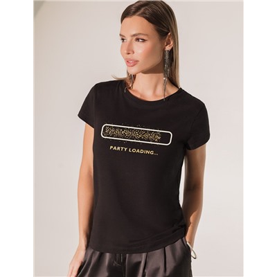 Нарядная футболка с блестящим принтом