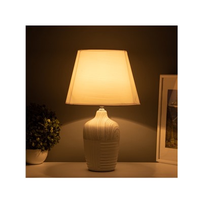 Лампа настольная «Строгие линии» 1×40 Вт Е27 белый/серый 25×25×40 см