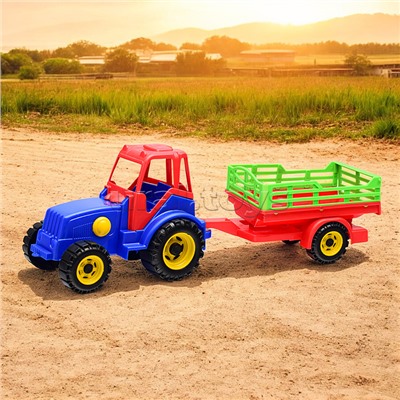 Трактор с прицепом