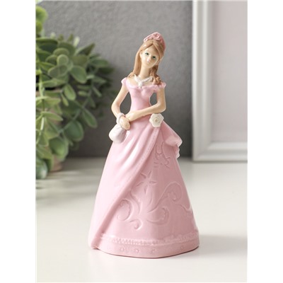 Фигурка керамика «Леди в розовом платье с сумочкой», 6.6×7.5×14.8 см