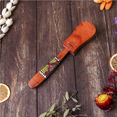 Сувенирный музыкальный инструмент «Кастаньет с узором», 4×5×23 см, дерево