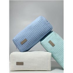 Косметичка женская на молнии TEXTURA, объёмная, большая, мягкая, голубая