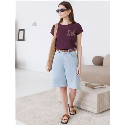 Нарядная футболка с блестящим принтом